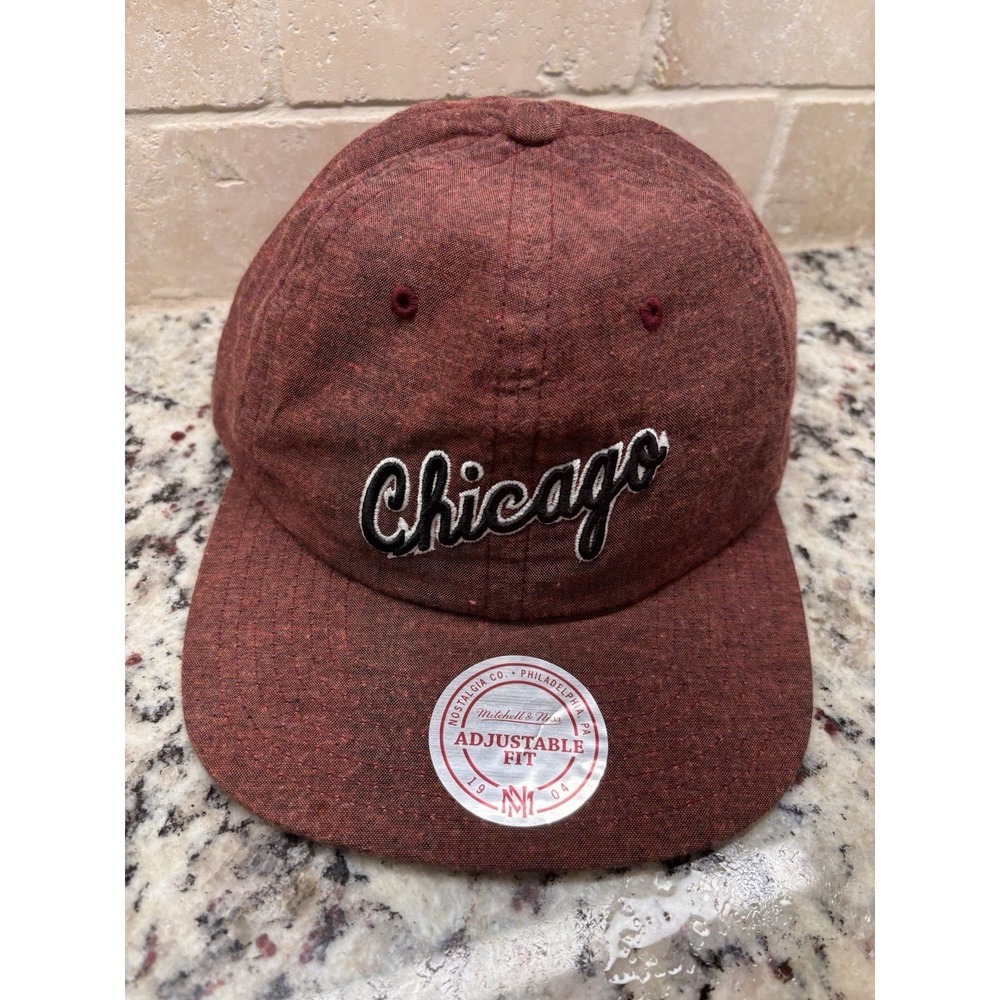 Mitchell & Ness Chicago Bulls NBA Hardwood Classics Strap back Hat-NWT Licensed